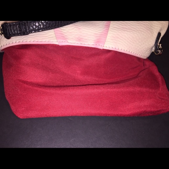 Chaps White &Black Pebbled Wristlet/ Clutch /Cross - Picture 8 of 8